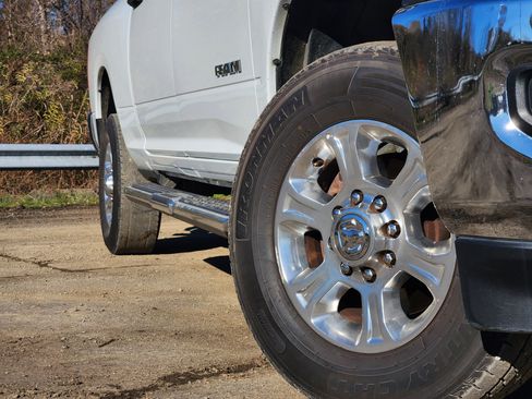 Used 2024 RAM 2500 Big Horn image 22