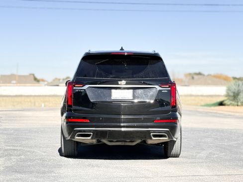 Used 2021 Cadillac XT6 Premium Luxury image 6