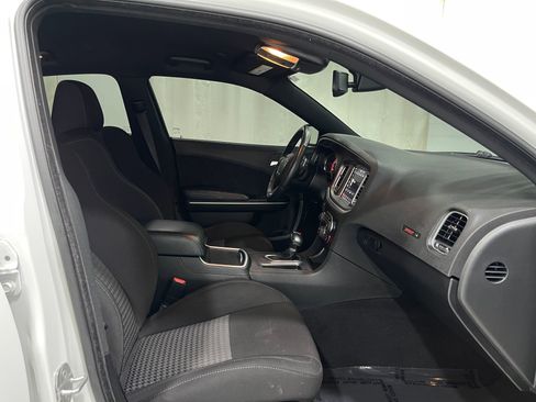 Used 2022 Dodge Charger Scat Pack w/ Driver Convenience Group image 31
