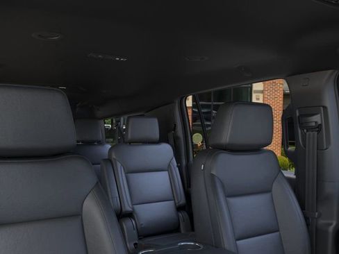 New 2026 Chevrolet Suburban LT image 24
