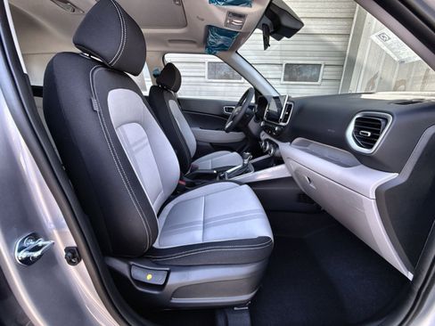 New 2026 Hyundai Venue SEL FWD image 26