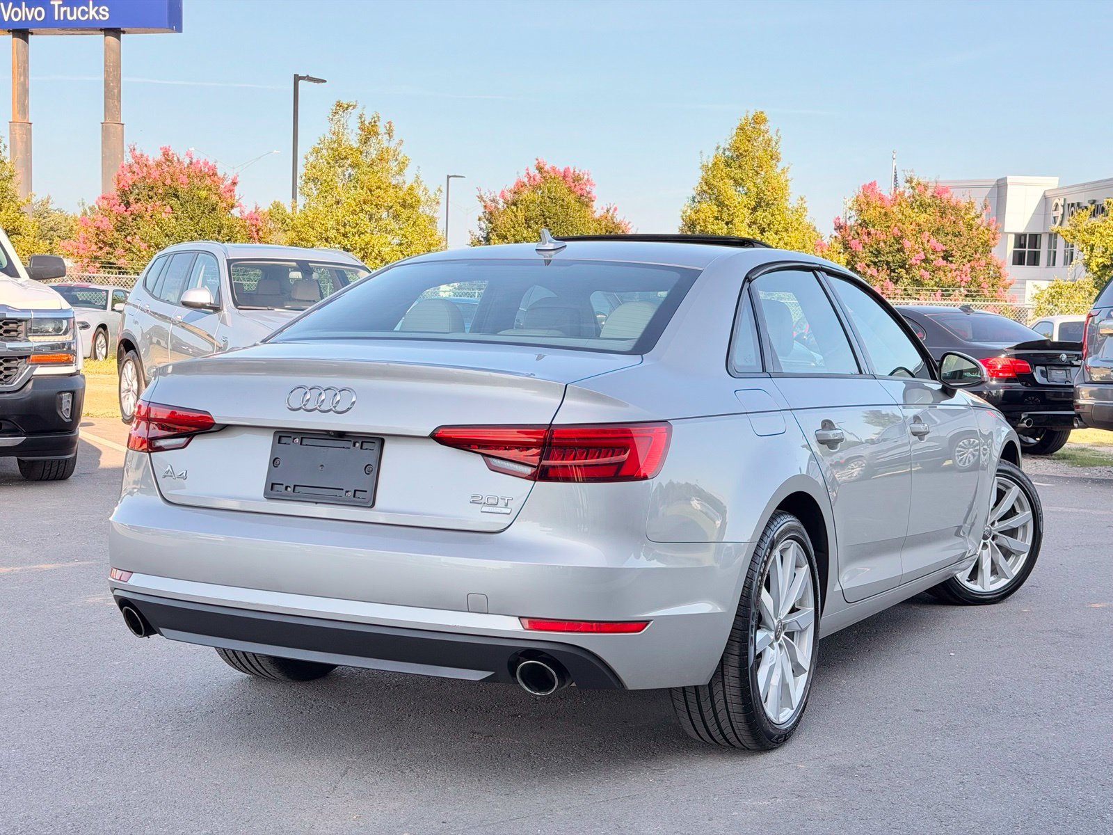 Used 2017 Audi A4 2.0T Ultra Premium FWD image 7
