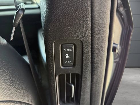Used 2021 Honda Odyssey Touring image 23