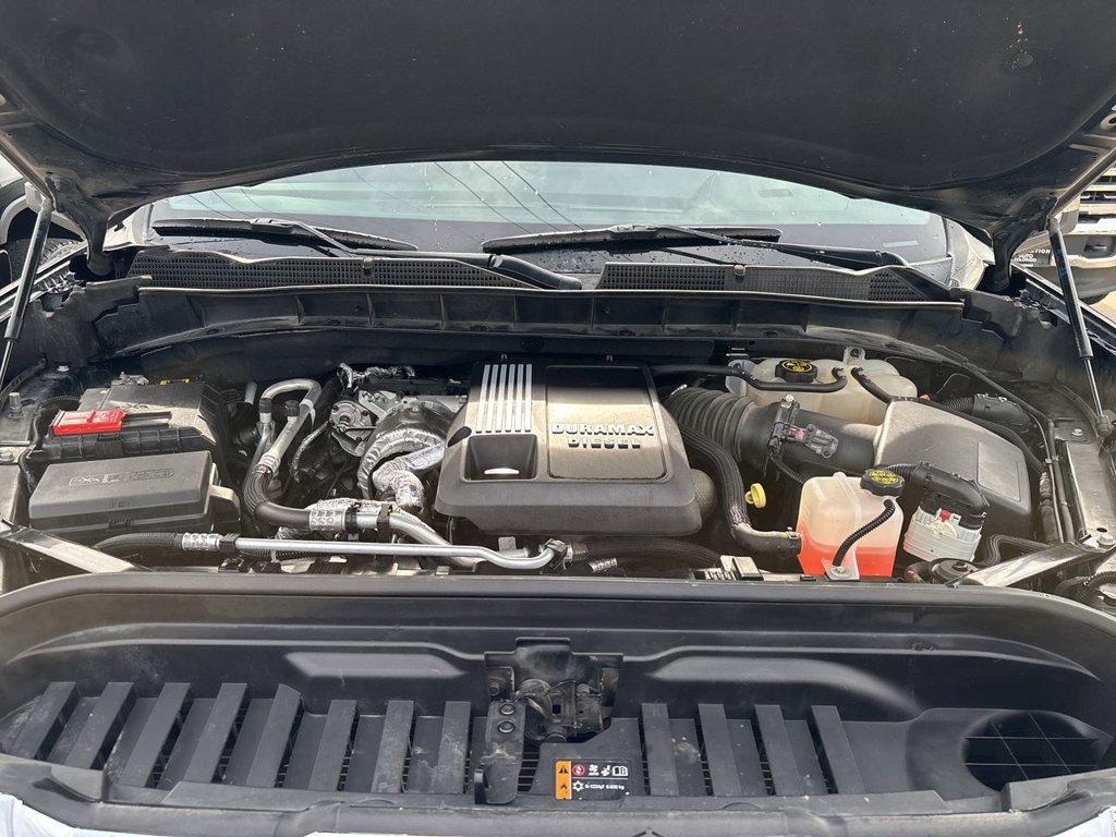 Used 2022 GMC Sierra 1500 Denali AWD/4WD image 36