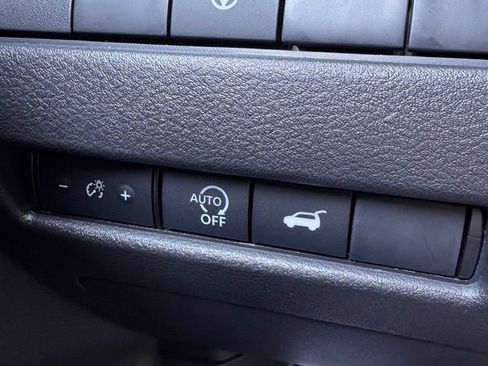 Used 2026 Nissan Rogue SV w/ Cold Weather Package FWD image 22