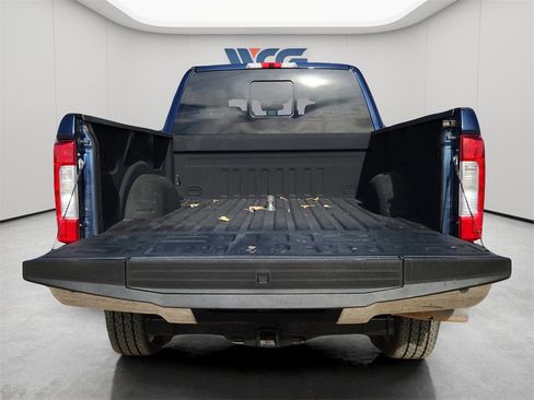 Used 2019 Ford F250 Lariat w/ Lariat Value Package image 10