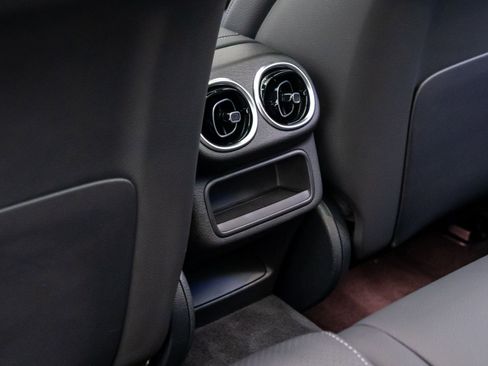 Certified 2025 Mercedes-Benz GLC 350e 4MATIC image 20