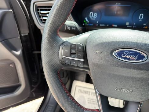 Used 2023 Ford Escape ST-Line Elite w/ Premium Technology Package AWD/4WD image 43