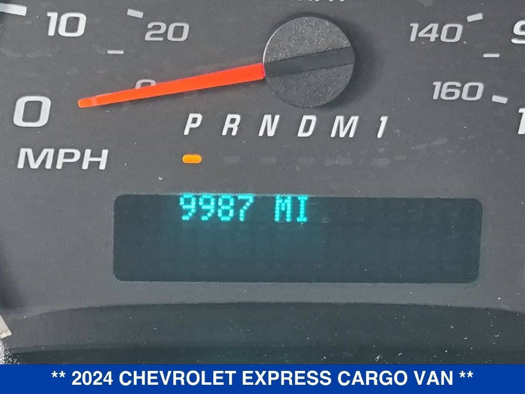 Used 2024 Chevrolet Express 2500 w/ Driver Convenience Package RWD image 18