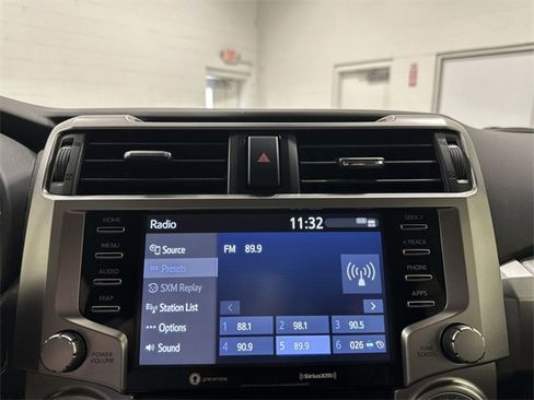 Used 2022 Toyota 4Runner SR5 image 33