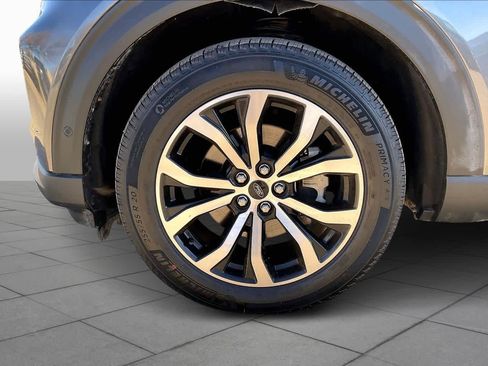 Used 2020 Ford Explorer ST image 9