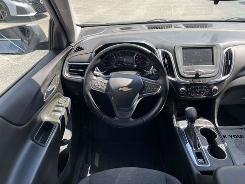 Used 2024 Chevrolet Equinox LT w/ LPO, Floor Liner Package FWD image 2