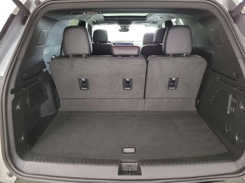 Certified 2024 Chevrolet Traverse RS w/ LPO, Floor Liner Package image 21
