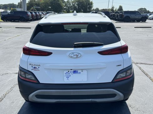 Used 2023 Hyundai Kona SEL w/ Cargo Package AWD/4WD image 6