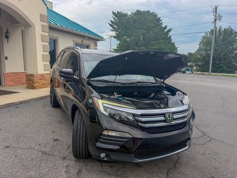 Used 2017 Honda Pilot Elite image 27