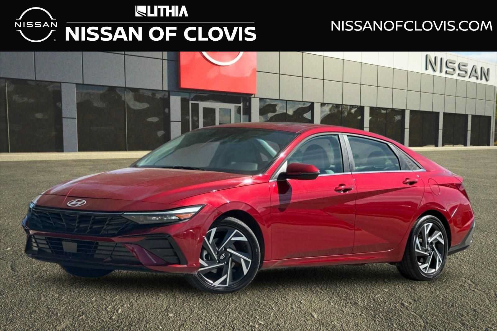 Used 2025 Hyundai Elantra Limited FWD image 1