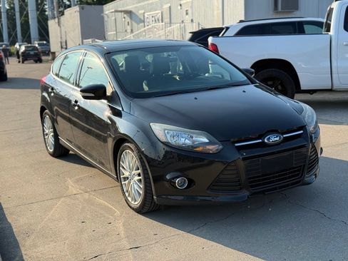 Used 2013 Ford Focus Titanium FWD image 4