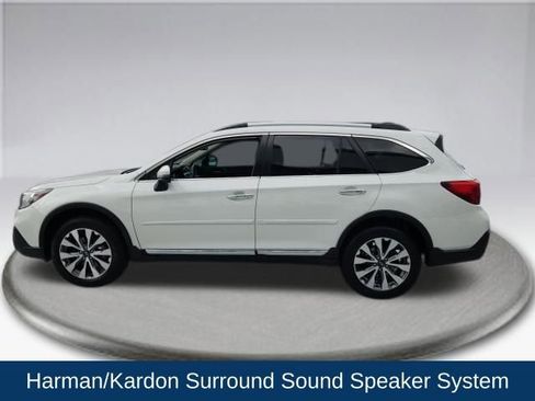 Used 2018 Subaru Outback 3.6R Touring image 17