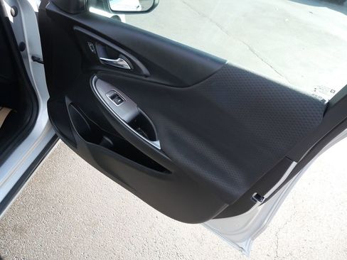 Used 2022 Chevrolet Malibu LT image 35