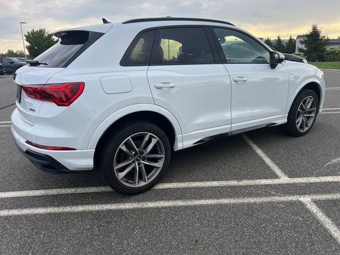 Used 2023 Audi Q3 2.0T Premium w/ Black Optic Sport Package AWD/4WD image 4
