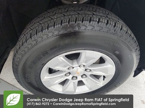 Used 2025 Chevrolet Silverado 1500 LT image 34