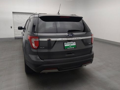 Used 2019 Ford Explorer XLT w/ Equipment Group 202A AWD/4WD image 5