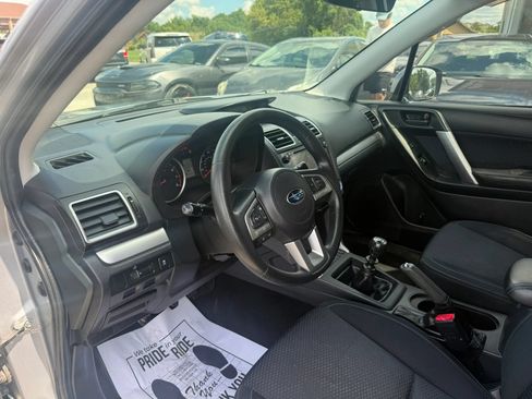 Used 2017 Subaru Forester 2.5i Premium AWD/4WD image 11