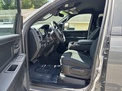 New 2026 RAM 2500 Tradesman AWD/4WD image 13
