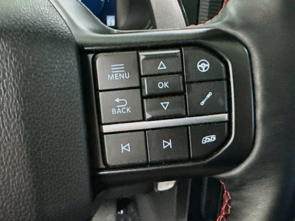 Used 2025 Ford F150 Raptor AWD/4WD image 13
