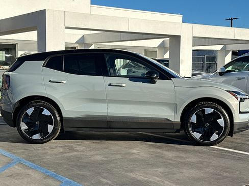 New 2026 Volvo EX30 Ultra w/ Climate Package image 4