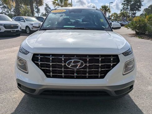 Used 2024 Hyundai Venue SEL FWD image 9