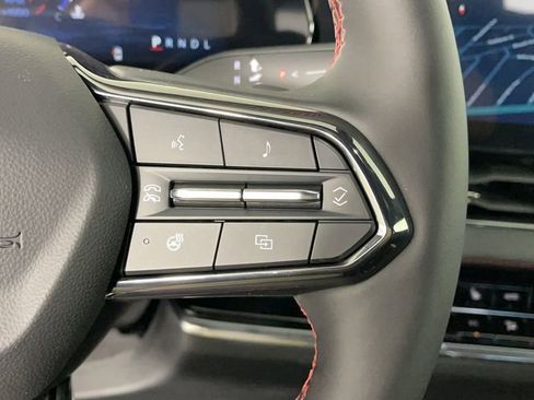 New 2025 Chevrolet Equinox RS image 25