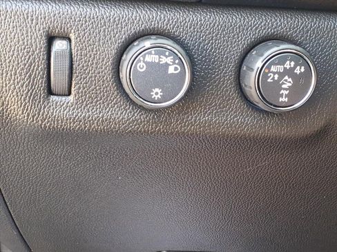 Used 2022 Chevrolet Colorado ZR2 image 11