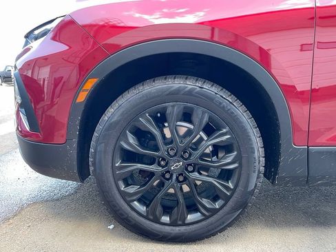 Used 2022 Chevrolet Blazer LT FWD image 32