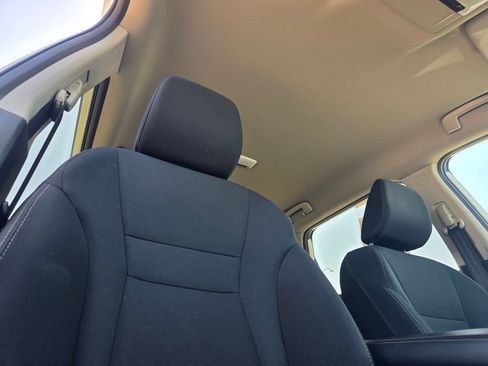 Used 2024 Nissan Rogue S FWD image 20