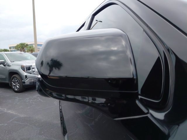 Used 2024 Chevrolet Tahoe RST w/ RST Performance Edition AWD/4WD image 13