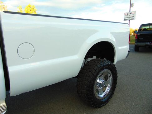 Used 2000 Ford F250 XLT image 29