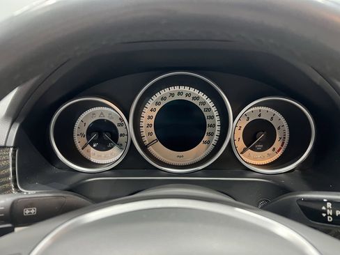 Used 2016 Mercedes-Benz E 350 4MATIC Sedan image 46