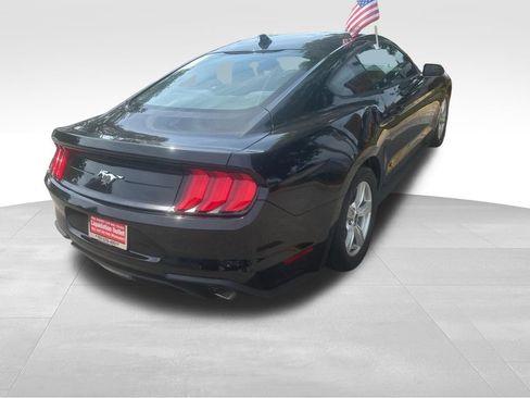 Used 2020 Ford Mustang Coupe RWD image 23