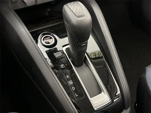 Used 2025 Nissan Versa SV w/ Trunk Package image 19