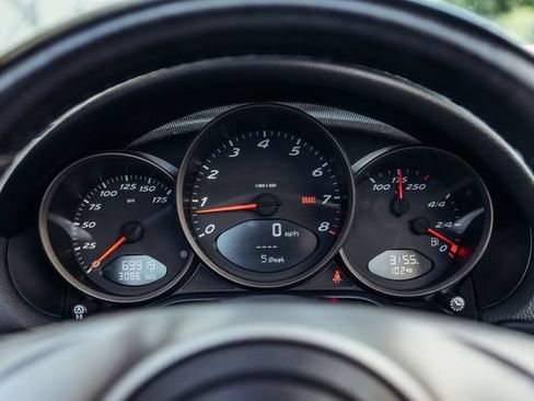 Used 2010 Porsche Boxster RWD image 10