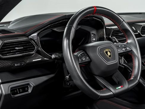 Used 2023 Lamborghini Urus S image 14