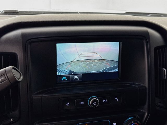 Used 2019 Chevrolet Silverado 1500 Custom w/ Custom Convenience Package AWD/4WD image 14