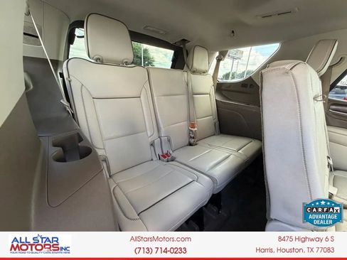 Used 2021 GMC Yukon Denali w/ Denali Premium Package AWD/4WD image 17