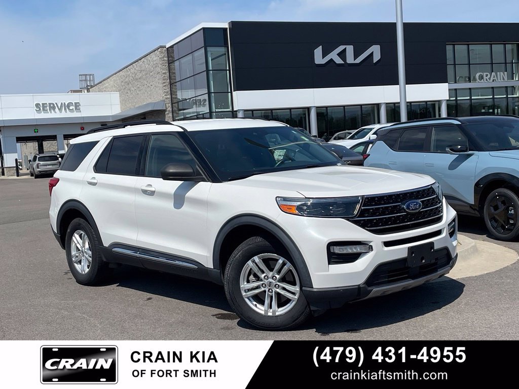 Used 2020 Ford Explorer XLT w/ Equipment Group 202A AWD/4WD image 1