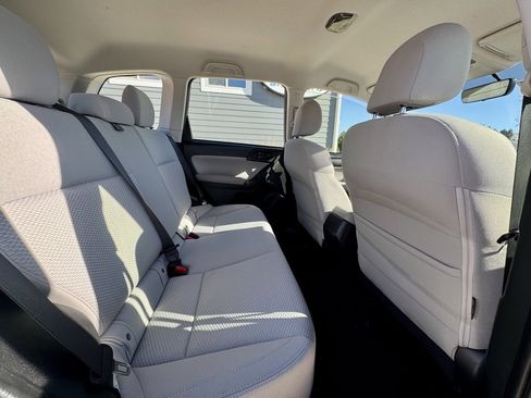 Used 2018 Subaru Forester 2.5i w/ Alloy Wheel Package image 16