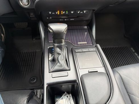 Used 2019 Lexus ES 350 w/ Accessory Package image 19