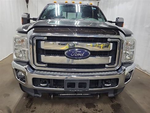 Used 2015 Ford F250 Lariat w/ Chrome Package AWD/4WD image 2