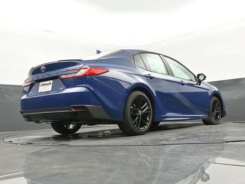 New 2026 Toyota Camry SE FWD image 25