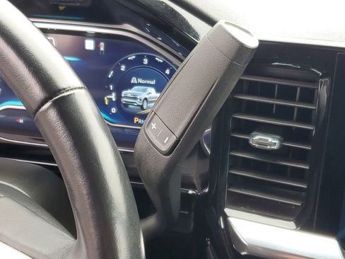 Used 2022 Chevrolet Silverado 1500 RST image 16